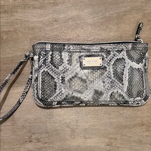 Nine West Black and White Snakeskin Wristlet